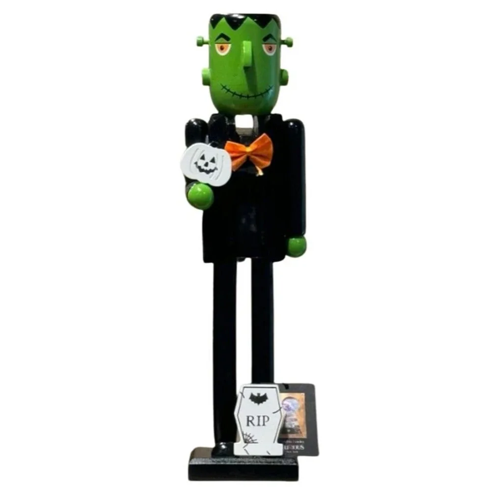 Wooden Halloween Nutcracker,15